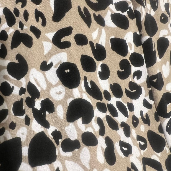 Calvin Klein Black, beige and White Fitted Sleeveless, stretch - Picture 6 of 6